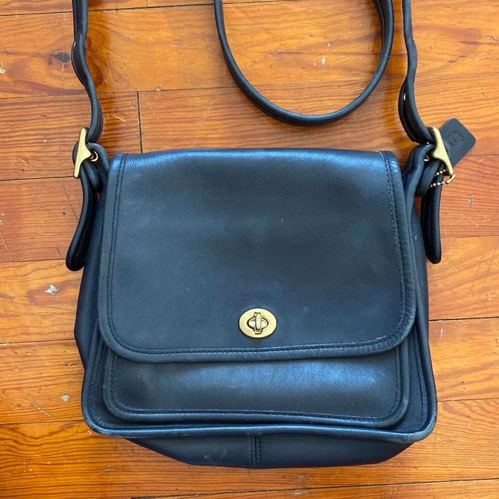 vintage coach black crossbody bag (rambler?)